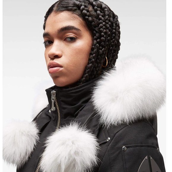 Moose Knuckles - ORIGINAL DEBBIE BOMBER FUR - Picture 3 of 3